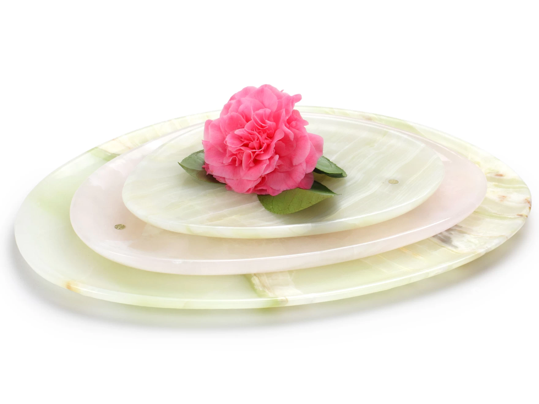 SET OF PRESENTATION PLATES