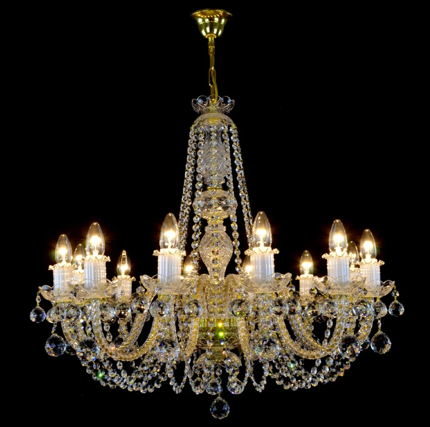 Flutto crystal chandelier